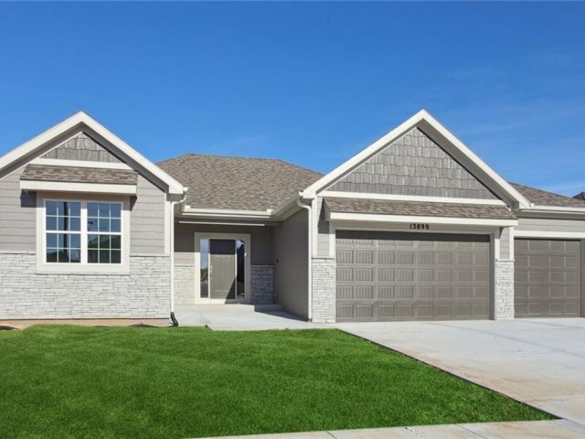 13870 NW 75th Street, Parkville, MO 64152 | MLS#2481478