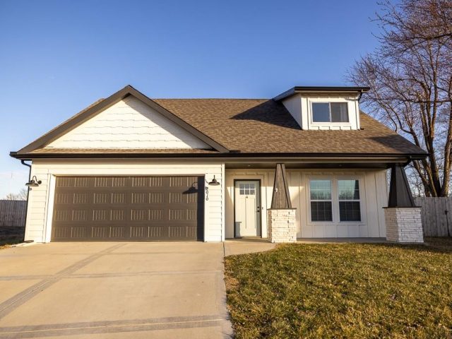 2010  Riverstone Drive, Excelsior Springs, MO 64024 | MLS#2474734