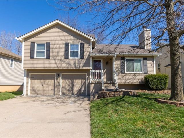 11203 N Donnelly Avenue, Kansas City, MO 64157 | MLS#2478645