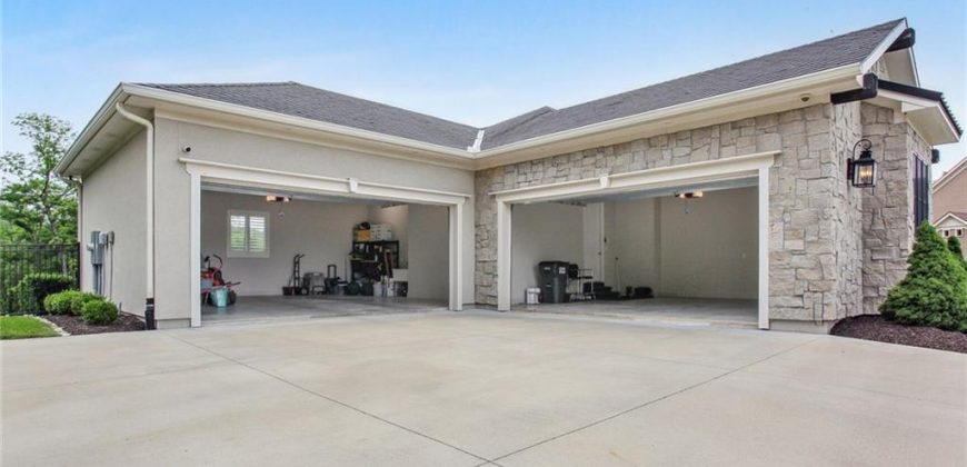 7015 NW Scenic Drive, Parkville, MO 64152 | MLS#2490079
