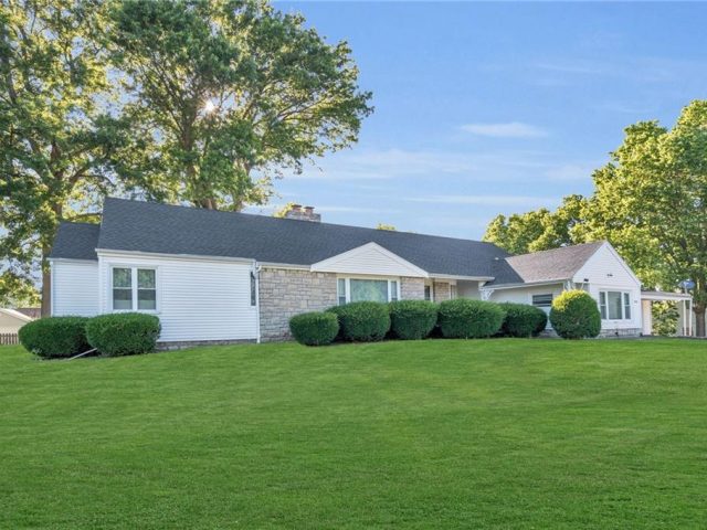 208  Westview Place, Excelsior Springs, MO 64024 | MLS#2488005