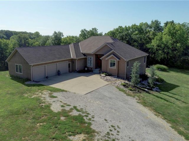 12365 NW 45 Highway, Parkville, MO 64152 | MLS#2482825
