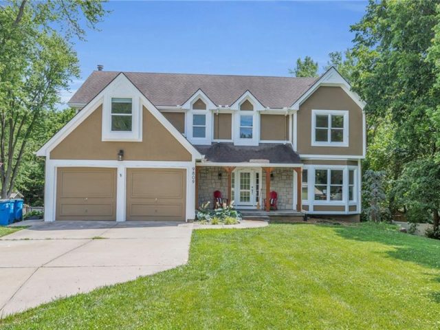 9809 NW 72nd Terrace, Weatherby Lake, MO 64152 | MLS#2494695