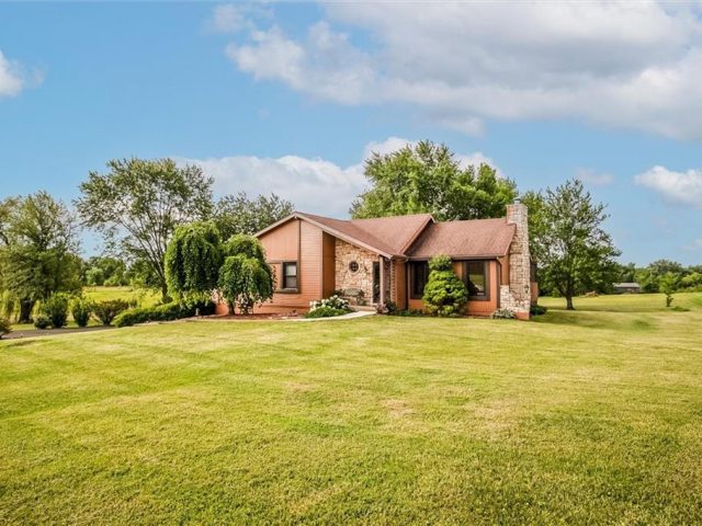 18996  Tradewinds Drive, Smithville, MO 64089 | MLS#2495559