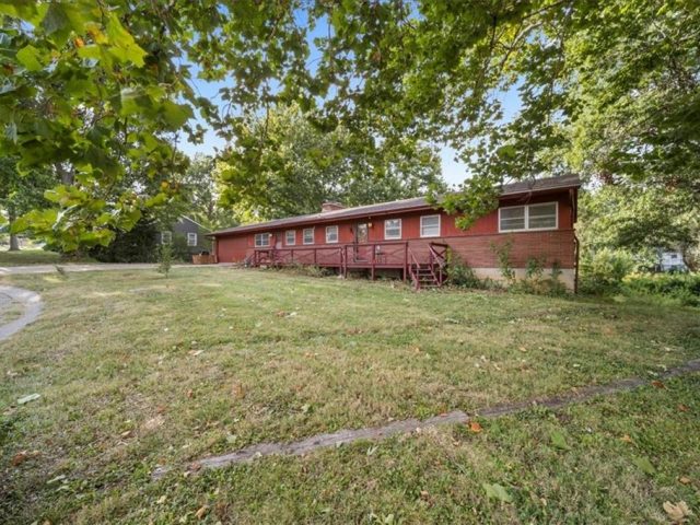 1300 NE 64th Terrace, Gladstone, MO 64118 | MLS#2510210