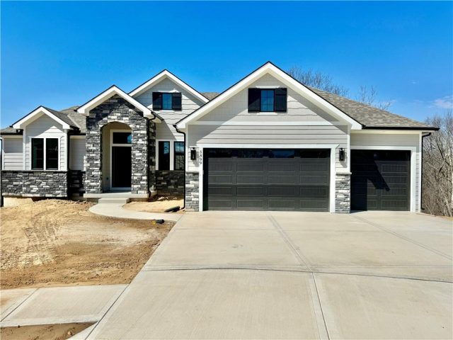 5899 NW Black Oak Court, Parkville, MO 64152 | MLS#2429579