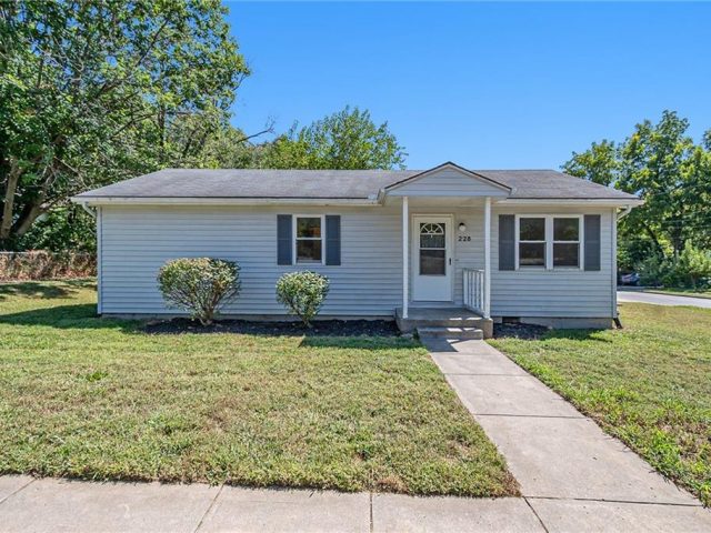 228 S Main Street, Liberty, MO 64068 | MLS#2503233