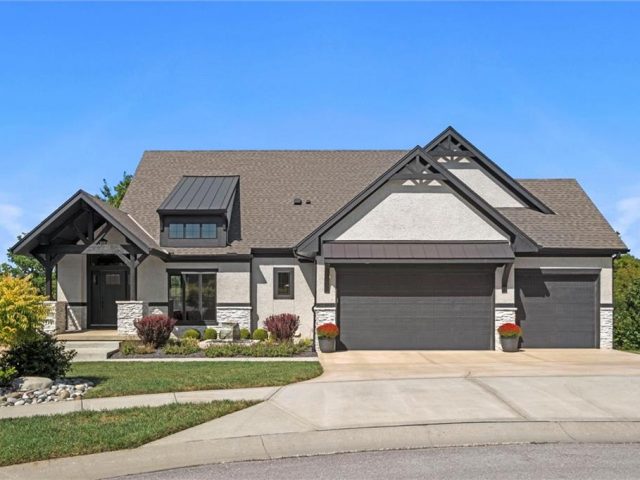 9800  Promenade Drive, Parkville, MO 64152 | MLS#2511705