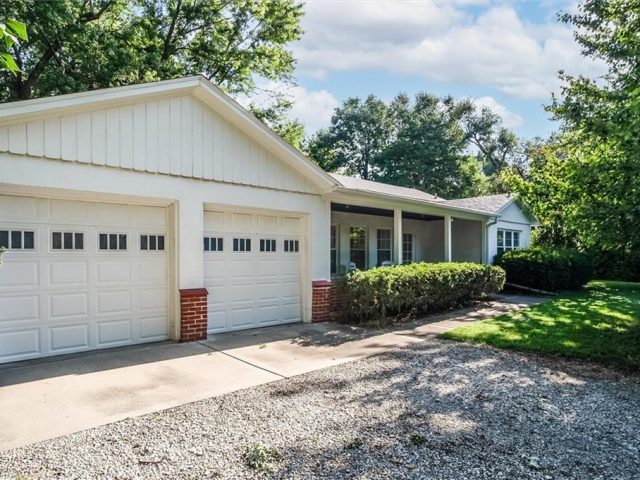 1012 NE Shady Lane Drive, Oakview, MO 64118 | MLS#2504929