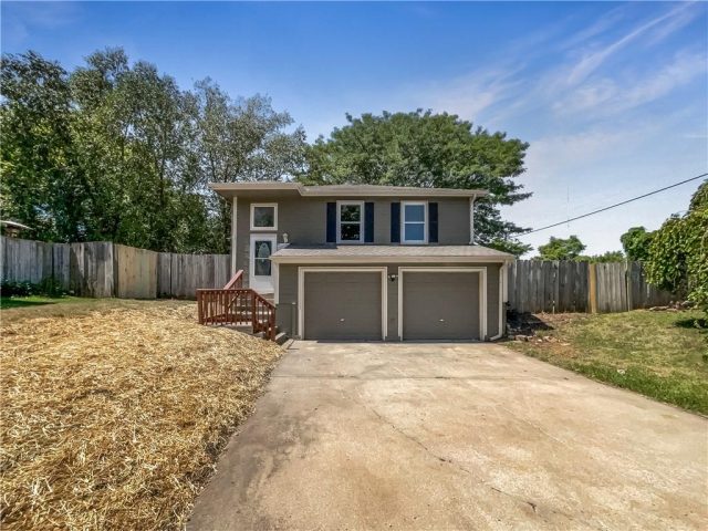 11548 N Oak Trafficway, Kansas City, MO 64155 | MLS#2506927