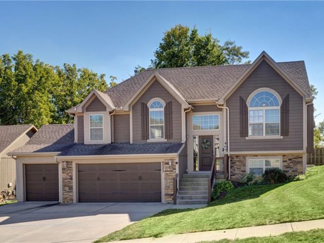 4523 NE 67TH Street, Kansas City, MO 64119 | MLS#2502442