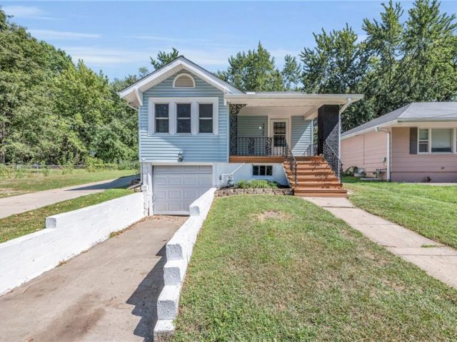 3927 NE Chaumiere Road, Kansas City, MO 64117 | MLS#2503694