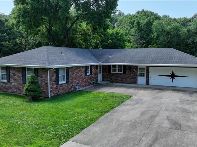 135  Walnut Street, Weston, MO 64098 | MLS#2495771