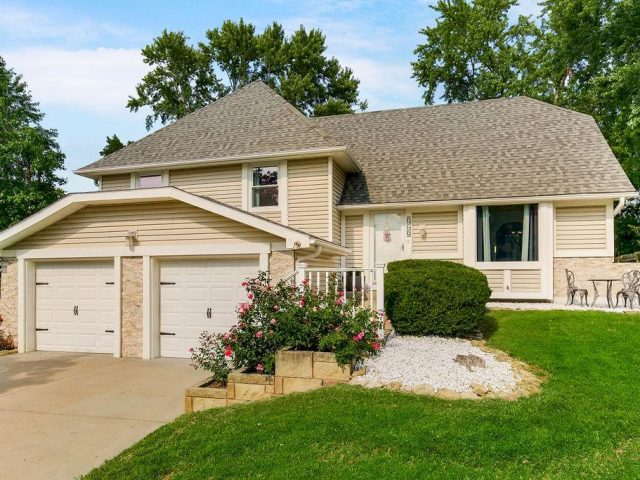 6729 NW Brink Street, Parkville, MO 64152 | MLS#2509408