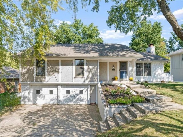 2230 NE 73rd Street, Kansas City, MO 64118 | MLS#2510502