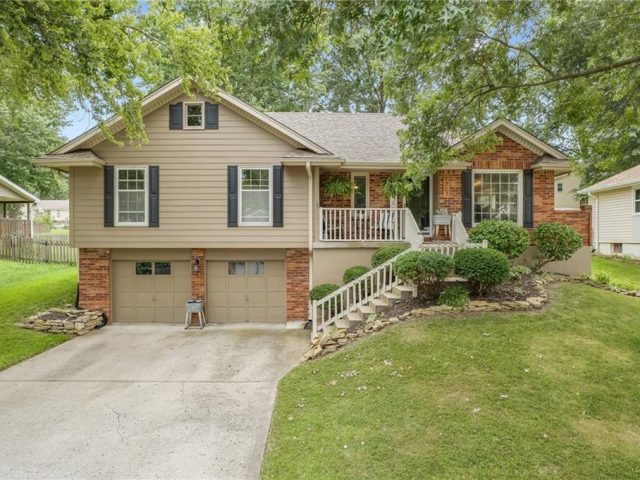 1207  Amesbury Avenue, Liberty, MO 64068 | MLS#2468678