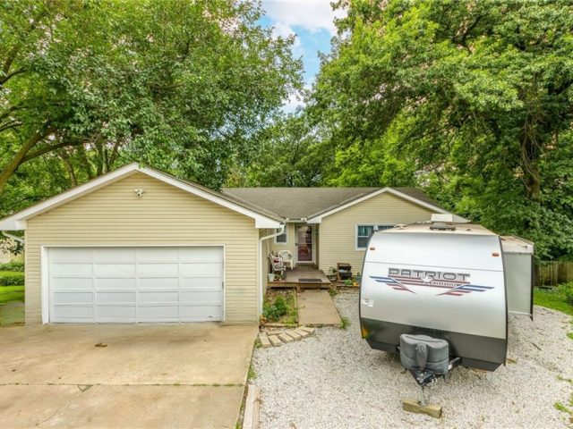 4  Maple Circle, Smithville, MO 64089 | MLS#2496332