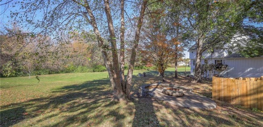 1956  Larkspur Drive, Liberty, MO 64068 | MLS#2517994