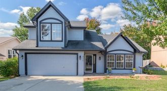 8536 N Robinhood Avenue, Kansas City, MO 64154 | MLS#2514273