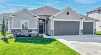 901 NW 94th Terrace, Kansas City, MO 64155 | MLS#2516364