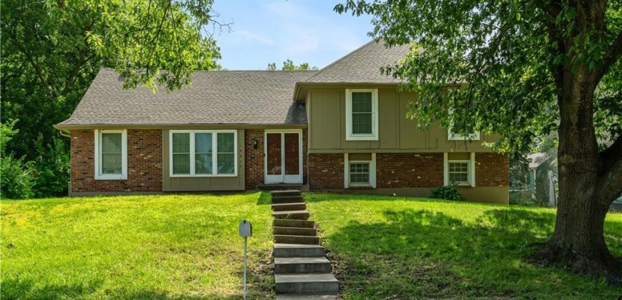 10315 NW Mirror Lake Drive, Parkville, MO 64152 | MLS#2496698