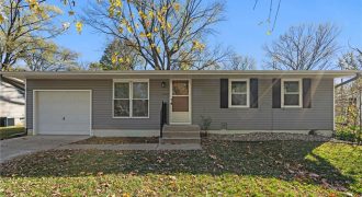 1305  Park Lane, Liberty, MO 64068 | MLS#2513475