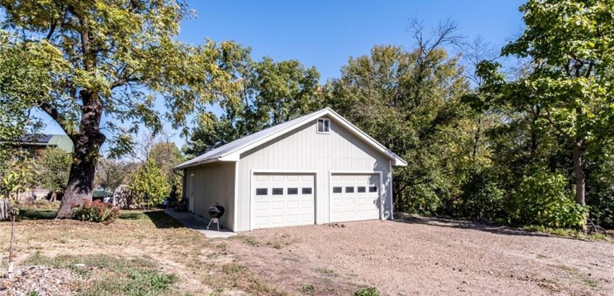 5206  Locust Street, Smithville, MO 64089 | MLS#2513666