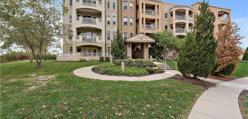 3800 N Mulberry Drive, Unit#201, Kansas City, MO 64116 | MLS#2517625