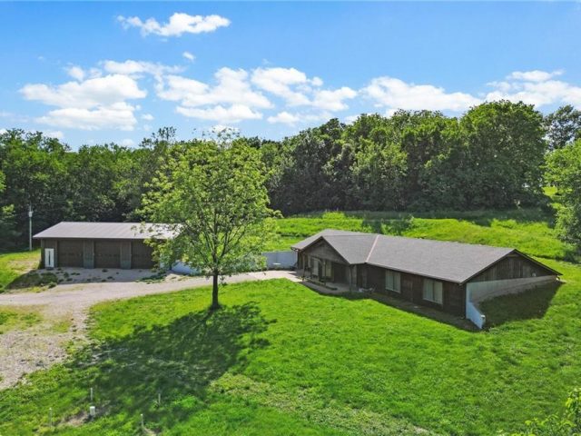 9170  E Highway, Camden Point, MO 64018 | MLS#2477781