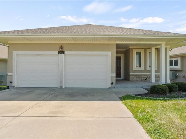 2012  Greenfield , Kearney, MO 64060 | MLS#2507725