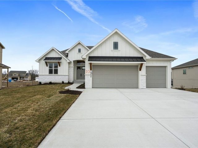 5106 NW Montebella Drive, Riverside, MO 64150 | MLS#2490041