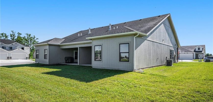 702  Ridge Drive, Smithville, MO 64089 | MLS#2493064