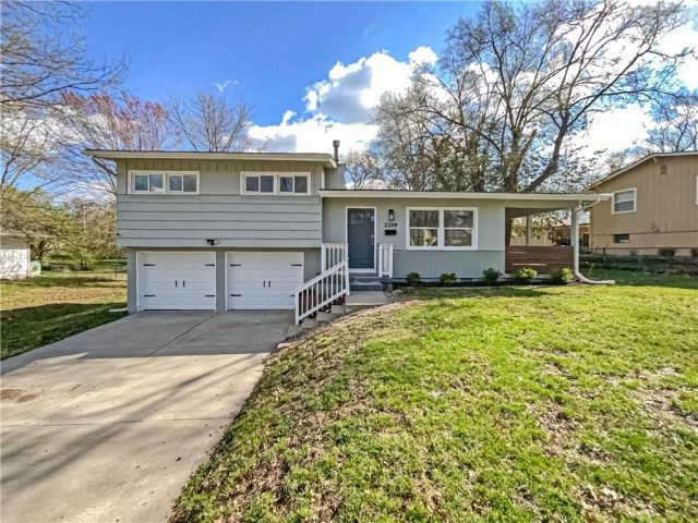 2209  60th Terrace, Gladstone, MO 64118 | MLS#2481783