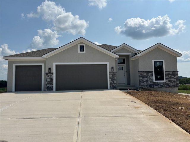 501  6th Street, Smithville, MO 64089 | MLS#2484759