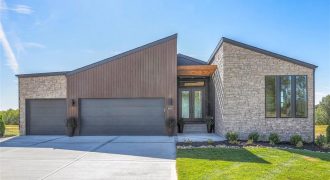 8407 NW 90th Street, Kansas City, MO 64153 | MLS#2486054