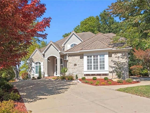 6409  Muirfield Drive, Parkville, MO 64152 | MLS#2517823