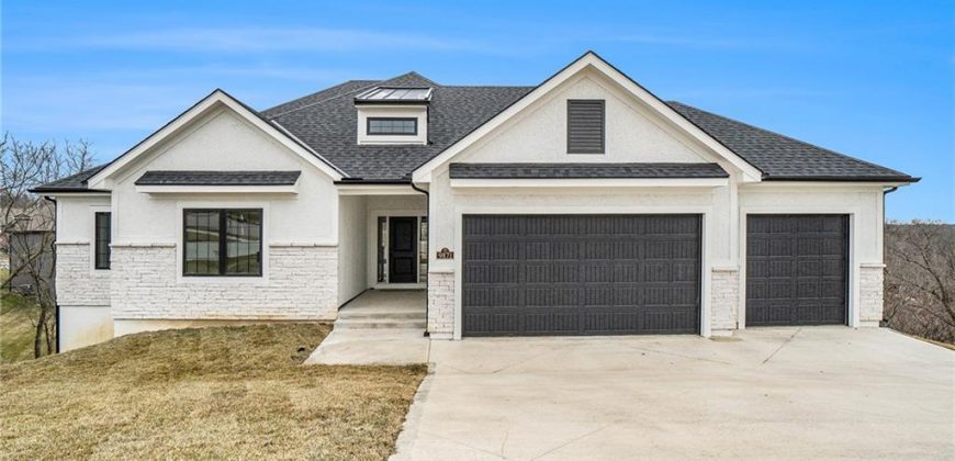 9871  Promenade Drive, Parkville, MO 64152 | MLS#2400177