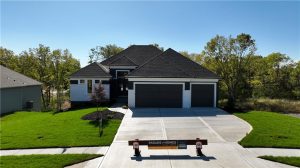 4921-NW-70th-Terrace-mls-2452292-image-3