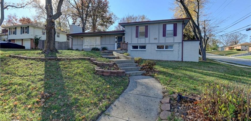 7530 N Wayne Avenue, Gladstone, MO 64118 | MLS#2521370