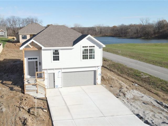 101  Troutman Circle, Dearborn, MO 64439 | MLS#2519863