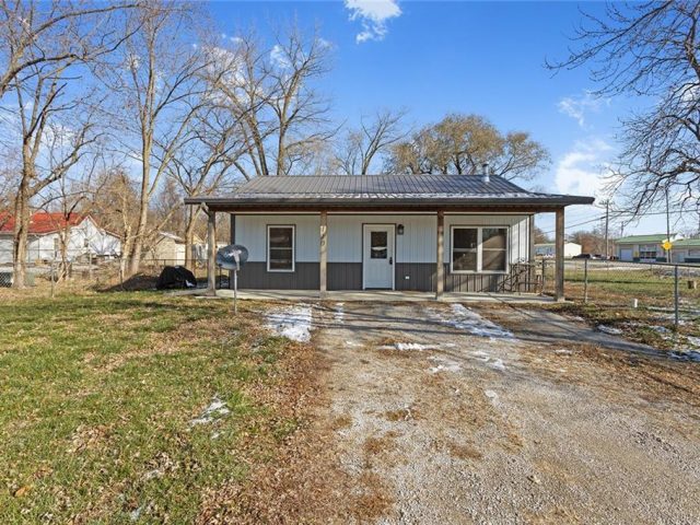 110  1st Street, Holt, MO 64048 | MLS#2520462