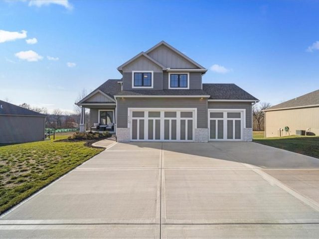 2122  Crooked Creek Drive, Kearney, MO 64060 | MLS#2523464