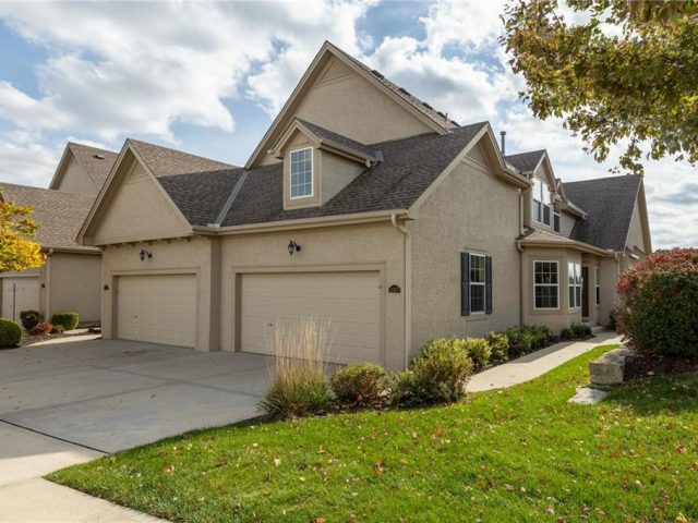 2217 NE 107TH Terrace, Kansas City, MO 64155 | MLS#2514140