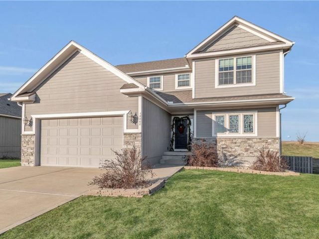 18408  Rock Ridge North , Smithville, MO 64089 | MLS#2523348