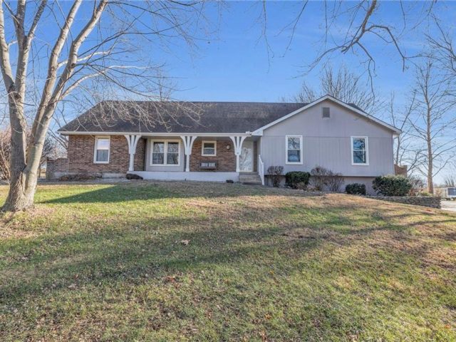 801  Oakridge Drive, Liberty, MO 64068 | MLS#2522643