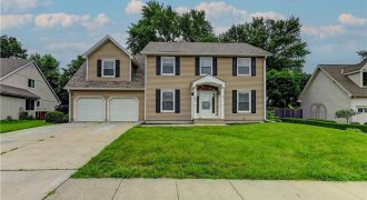 402 NE 97th Terrace, Kansas City, MO 64155 | MLS#2500282