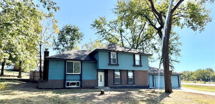 5905 NW Adrian Terrace, Kansas City, MO 64151 | MLS#2517187