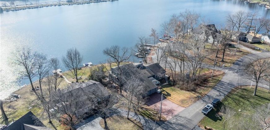 7811 NW Potomac Avenue, Weatherby Lake, MO 64152 | MLS#2523760