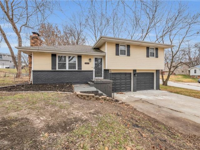 6701 NW Hidden Valley Road, Kansas City, MO 64152 | MLS#2521277