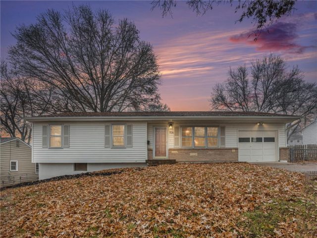 926  Hillside Avenue, Liberty, MO 64068 | MLS#2521633